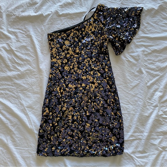 As U Wish Sequin One Shoulder Dress - Small - Picture 5 of 5